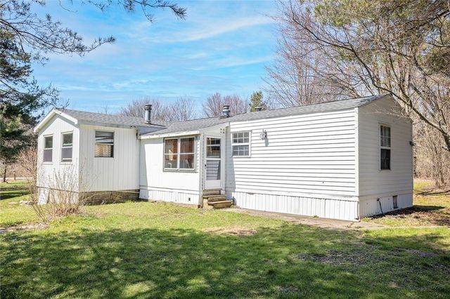 809 Schad Road, Bennington, NY 14004