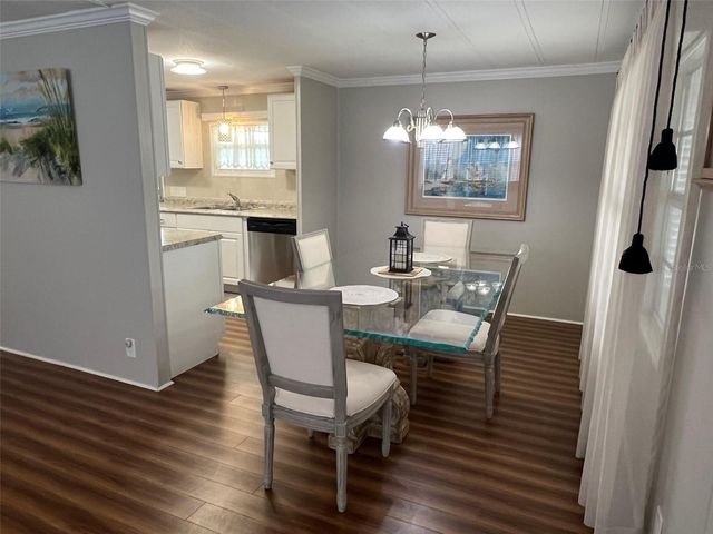 41 THATCH PALM STREET E 41, Largo, FL 33770