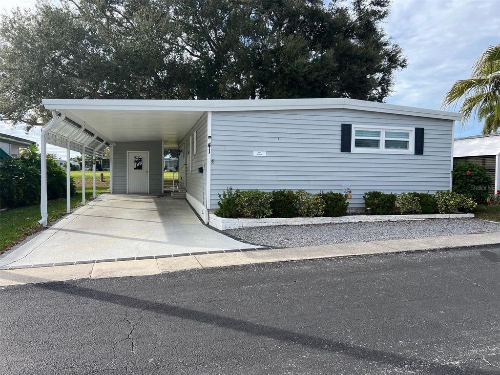 41 THATCH PALM STREET E 41, Largo, FL 33770