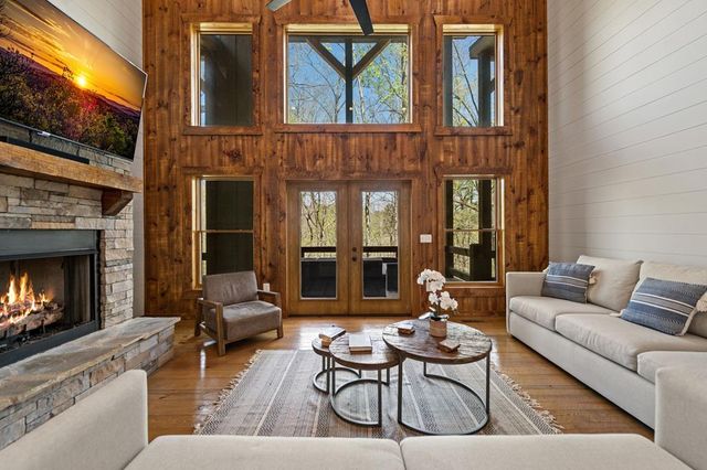 129 Bushy Head Road, Cherry Log, GA 30522