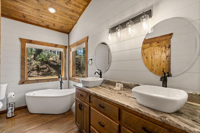 129 Bushy Head Road, Cherry Log, GA 30522