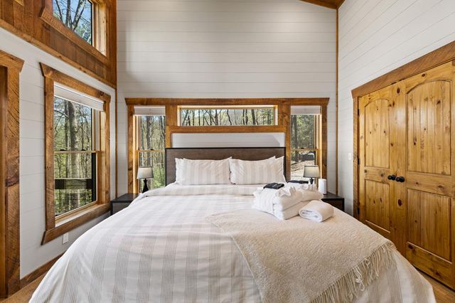 129 Bushy Head Road, Cherry Log, GA 30522