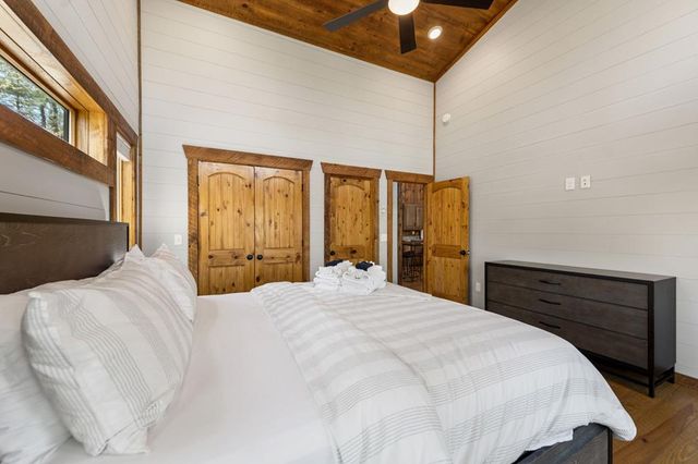 129 Bushy Head Road, Cherry Log, GA 30522