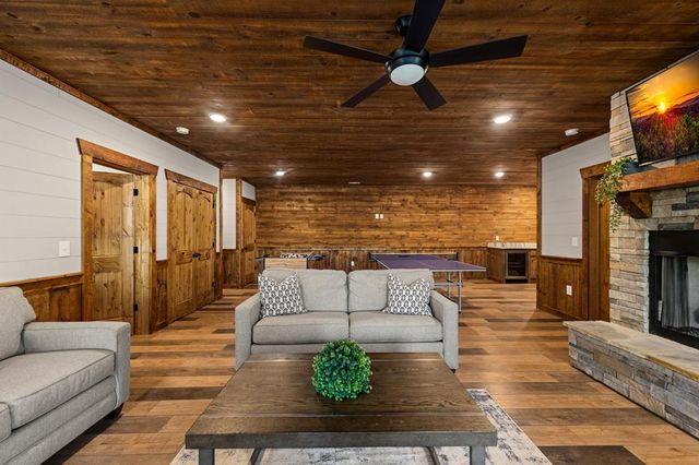 129 Bushy Head Road, Cherry Log, GA 30522