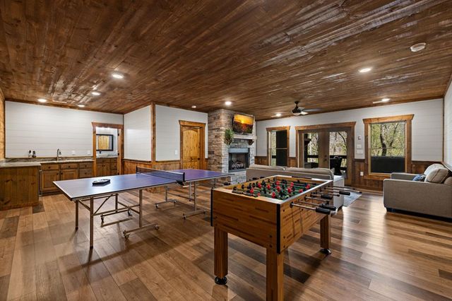 129 Bushy Head Road, Cherry Log, GA 30522
