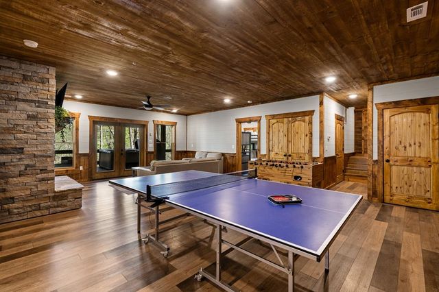 129 Bushy Head Road, Cherry Log, GA 30522