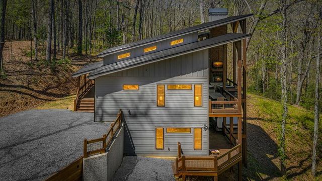 129 Bushy Head Road, Cherry Log, GA 30522