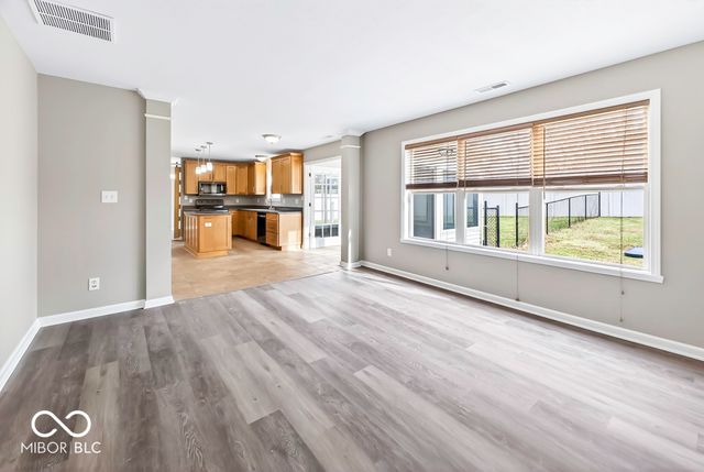 549 New London Drive, Greenwood, IN 46142