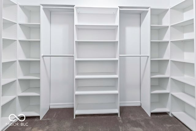 549 New London Drive, Greenwood, IN 46142