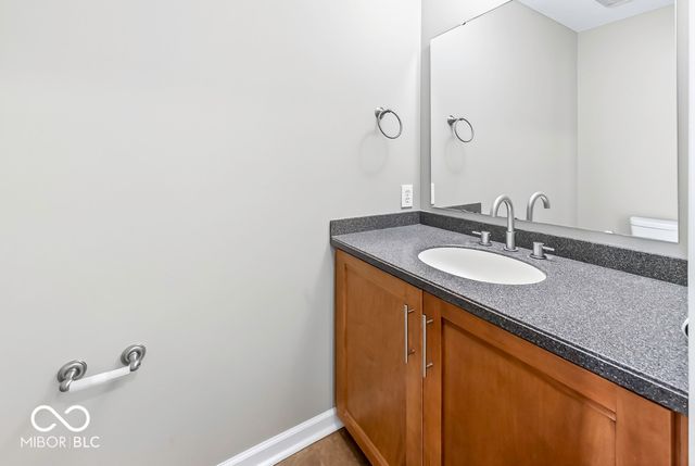 549 New London Drive, Greenwood, IN 46142