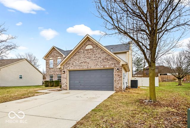 549 New London Drive, Greenwood, IN 46142