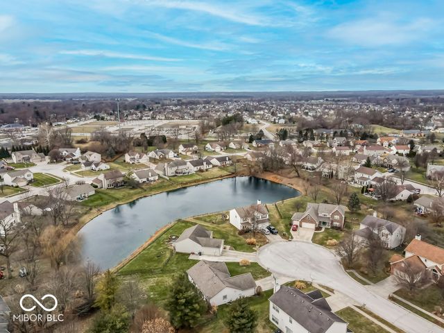 549 New London Drive, Greenwood, IN 46142