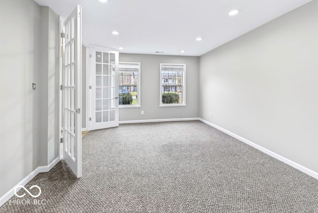 549 New London Drive, Greenwood, IN 46142