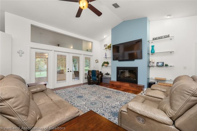 105 Watersedge Lane, Lake Placid, FL 33852