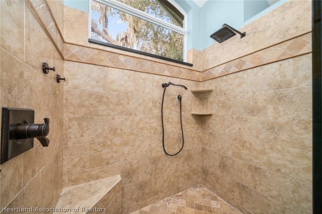 105 Watersedge Lane, Lake Placid, FL 33852