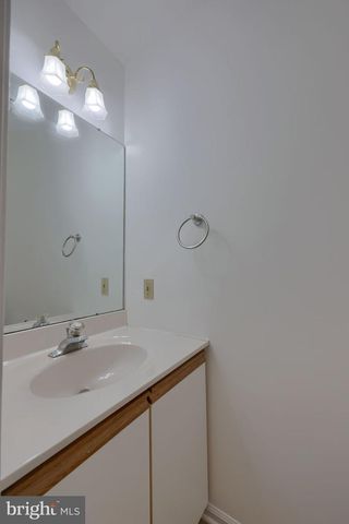805 TANGLEGATE PL, Millersville, PA 17551