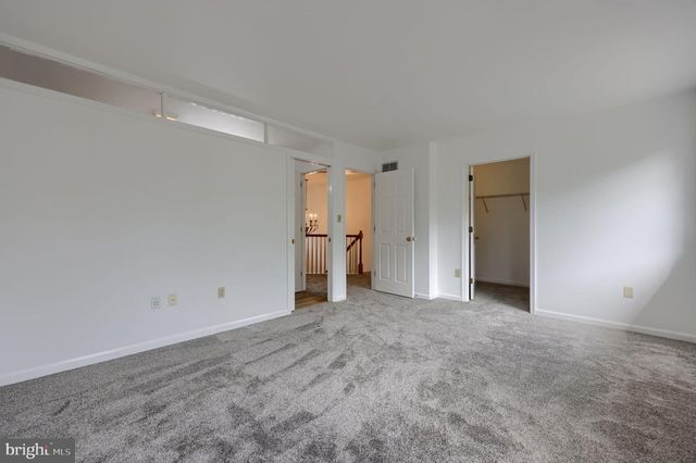805 TANGLEGATE PL, Millersville, PA 17551