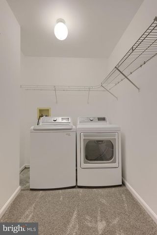 805 TANGLEGATE PL, Millersville, PA 17551