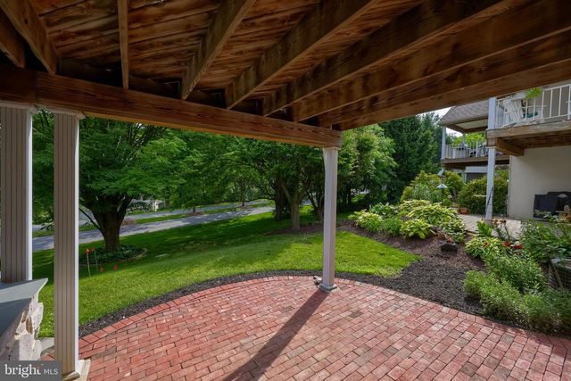 805 TANGLEGATE PL, Millersville, PA 17551