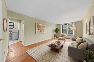 50-21 39 Place 3B, Sunnyside, NY 11104