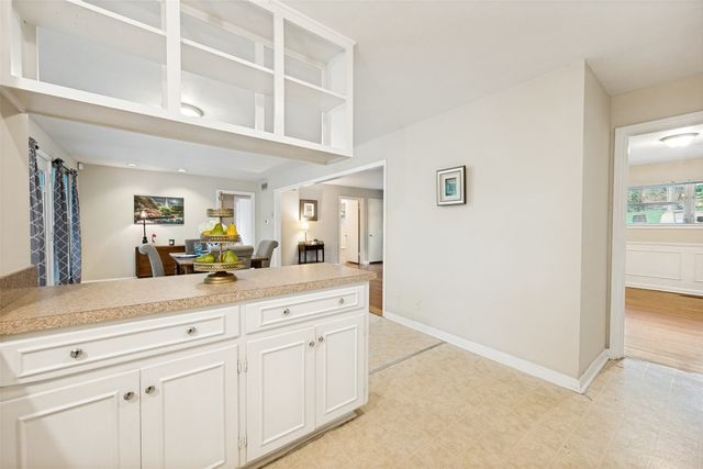 2725 Sandage Avenue, Fort Worth, TX 76109