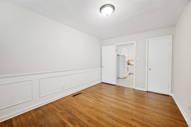 2725 Sandage Avenue, Fort Worth, TX 76109