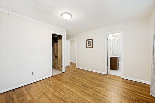 2725 Sandage Avenue, Fort Worth, TX 76109