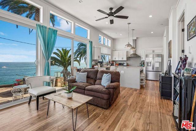 19419 Pacific Coast Highway, Malibu, CA 90265