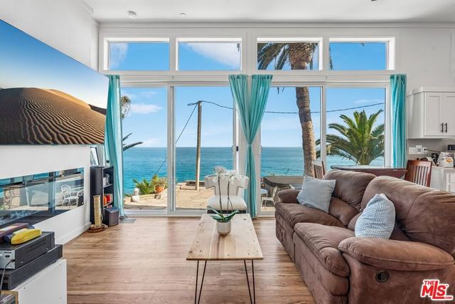 19419 Pacific Coast Highway, Malibu, CA 90265