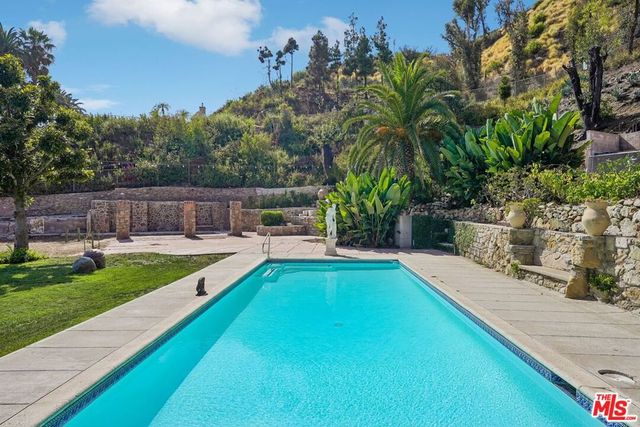 19419 Pacific Coast Highway, Malibu, CA 90265