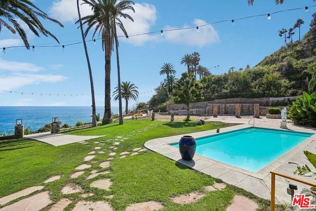 19419 Pacific Coast Highway, Malibu, CA 90265