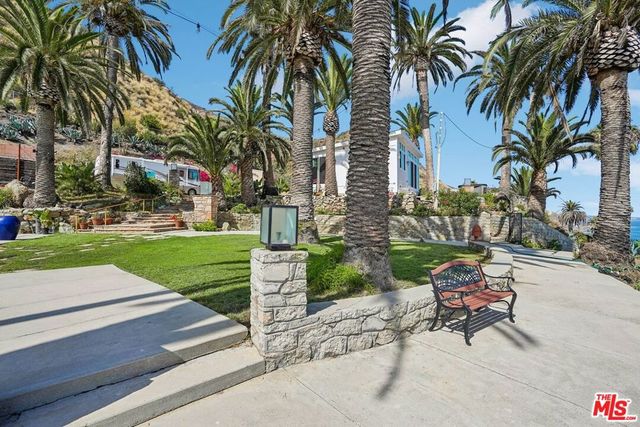 19419 Pacific Coast Highway, Malibu, CA 90265