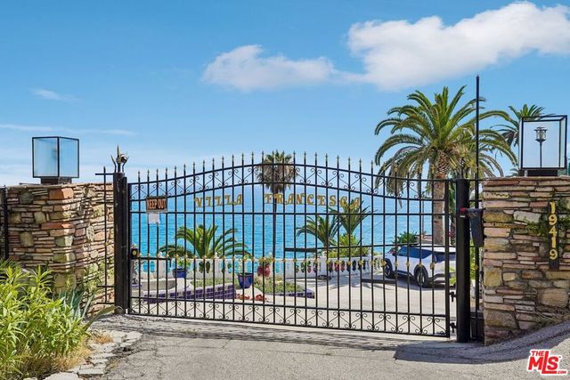 19419 Pacific Coast Highway, Malibu, CA 90265