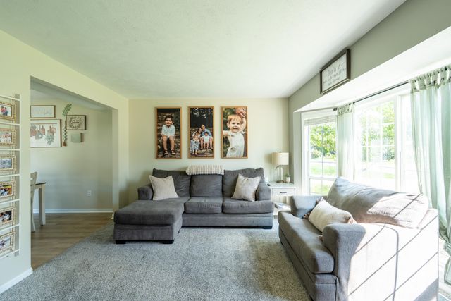 5791 Hickory Hill Court SE, Kentwood, MI 49512