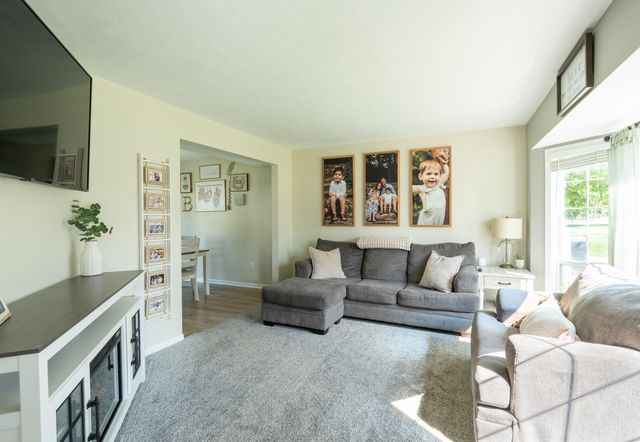 5791 Hickory Hill Court SE, Kentwood, MI 49512