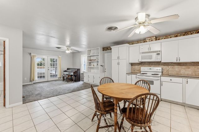 1207 21st Street, Huntsville, TX 77340