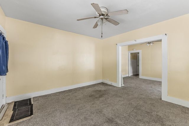 1207 21st Street, Huntsville, TX 77340
