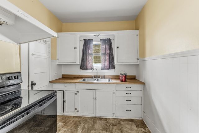 1207 21st Street, Huntsville, TX 77340