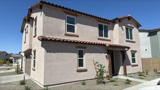 2550 W NORTH FOOTHILLS Drive 201, Phoenix, AZ 85085