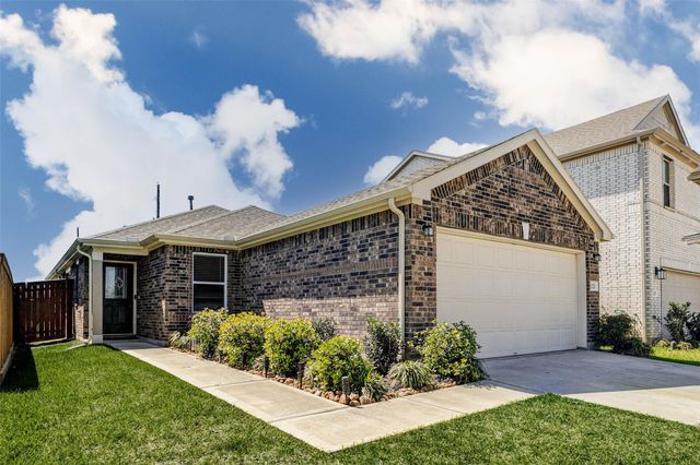 21215 Gulf Front Drive, Cypress, TX 77433