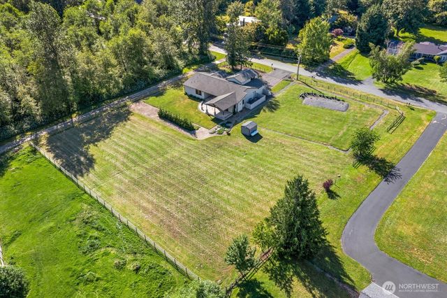 35945 SE 49th Street, Fall City, WA 98024