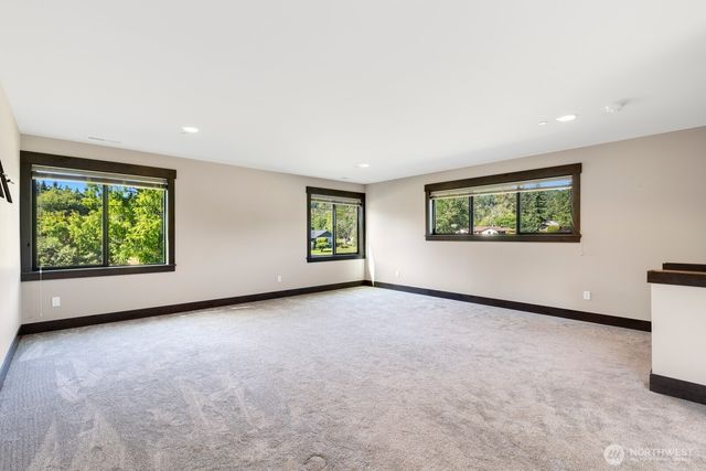 35945 SE 49th Street, Fall City, WA 98024