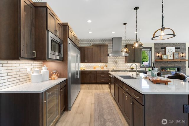 35945 SE 49th Street, Fall City, WA 98024