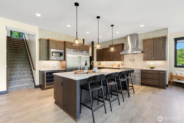 35945 SE 49th Street, Fall City, WA 98024