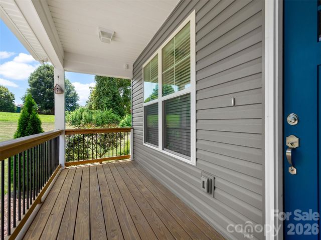 201 N Mapleton Drive, East Flat Rock, NC 28726