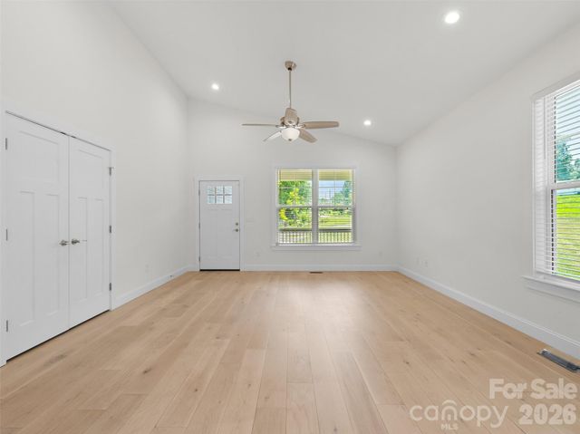 201 N Mapleton Drive, East Flat Rock, NC 28726