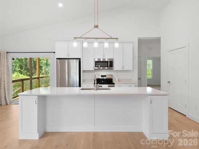 201 N Mapleton Drive, East Flat Rock, NC 28726
