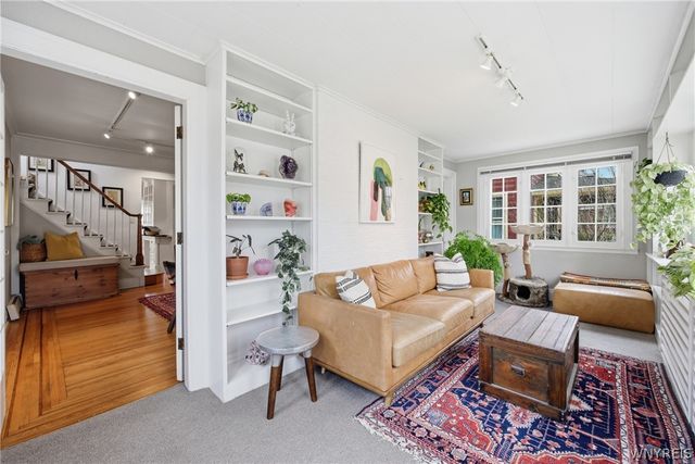 96 Chatham Avenue, Buffalo, NY 14216