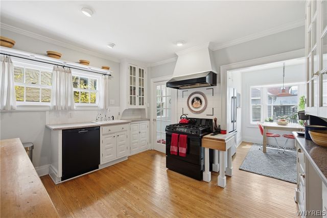 96 Chatham Avenue, Buffalo, NY 14216