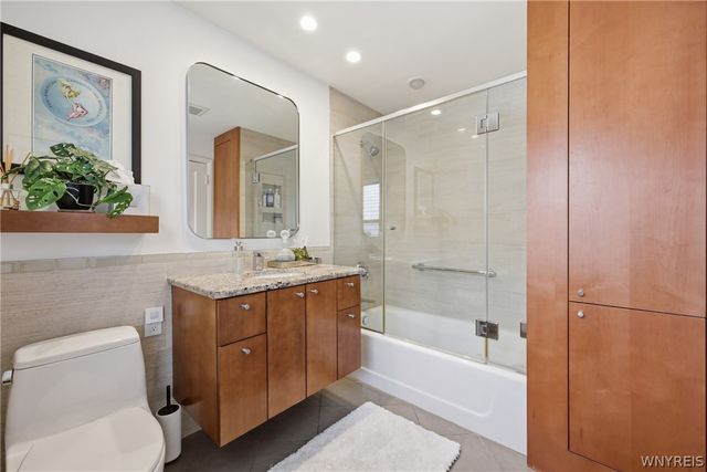 96 Chatham Avenue, Buffalo, NY 14216